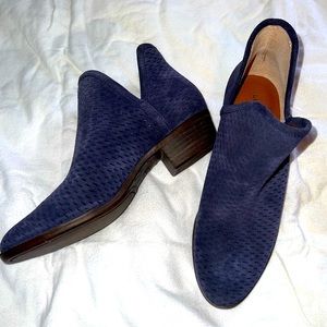 COPY - Lucky Brand blue Leather Bootie